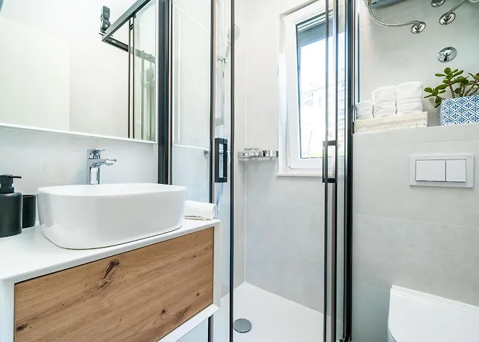 Time Off Apartment *